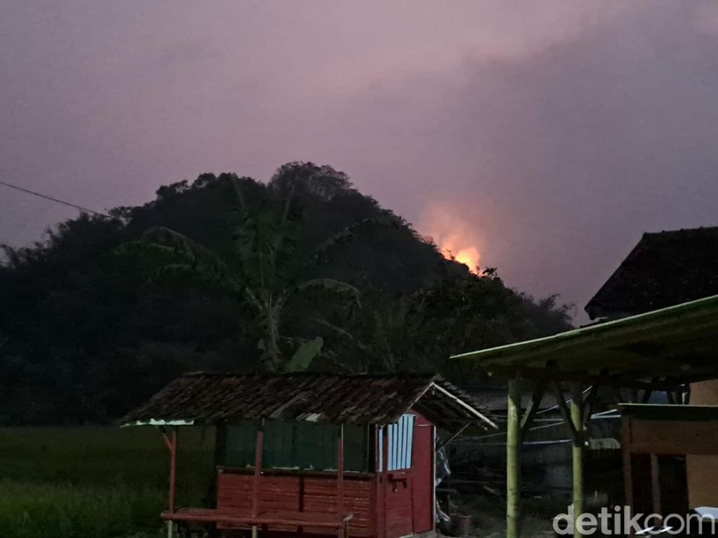 Sudah Padam, Kebakaran Gunung Ranggagading Bikin Petani Cabai Merugi